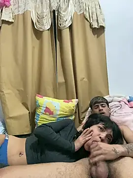 Rouuus12 live sex cam