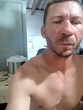 RobertoLuiz84 live sex cam