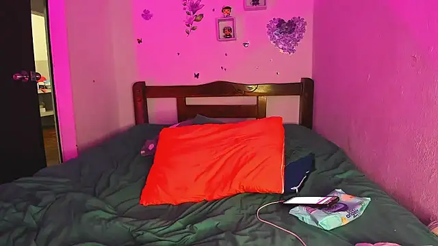 Penelopeflame18's cam snapshot