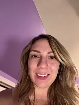 AmberLustXXX's cam snapshot