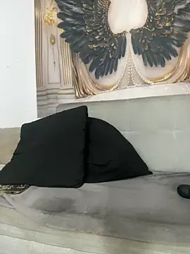 remyflux666's cam snapshot