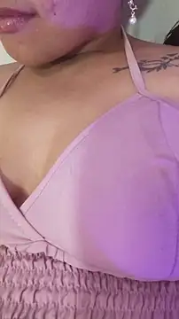 Fox_Roxxan's cam snapshot