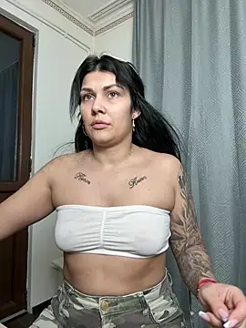 MiaKiittyy's cam snapshot