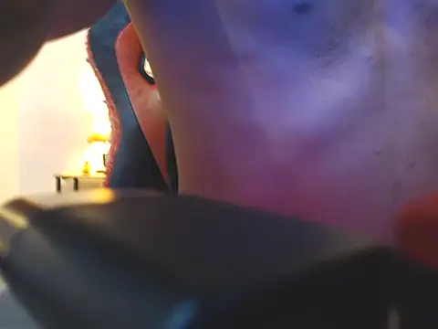 fuckinghot201 live sex cam