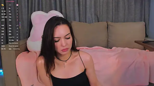 AliceCloudy live sex cam