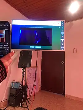 Dannii- live sex cam