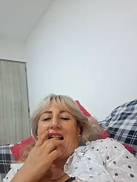 almaluna7's cam snapshot