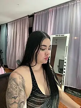 Roxy_rousse01's cam snapshot