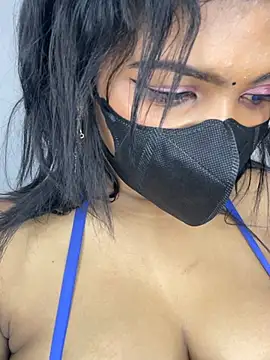 __Tamil_Hot_Chellakutty__'s cam snapshot