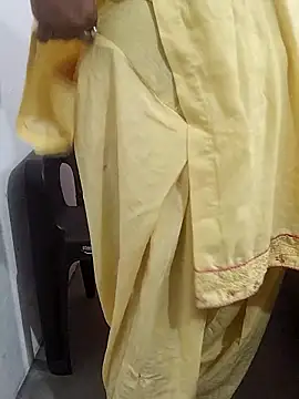 cutee_bhabhi's cam snapshot