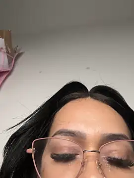 Lylyyy01's cam snapshot