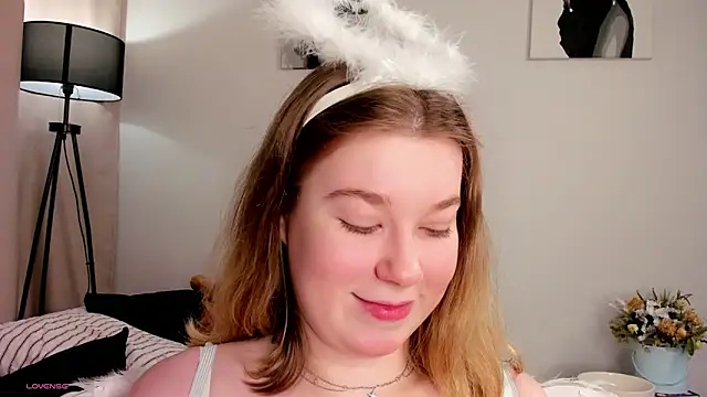 MaraaSwan's cam snapshot