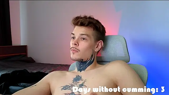 DENIS_HERE's cam snapshot