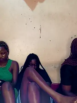 Swit_virgin22 live sex cam