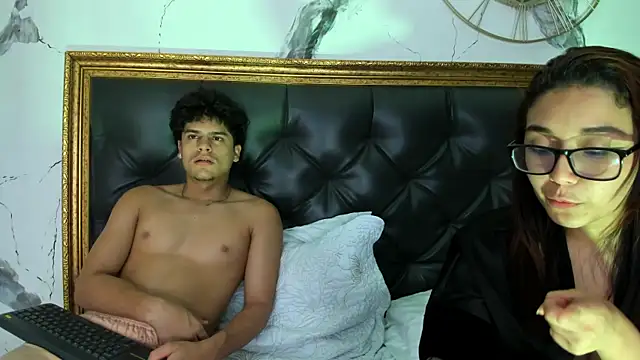 ElaAndNoxx's cam snapshot