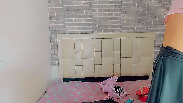 dirtycock2002 live sex cam