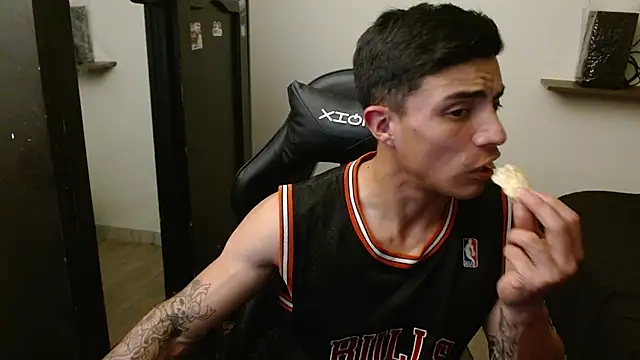 kv___xxx_ live sex cam