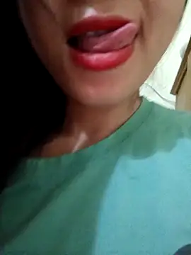 Lyly-68688's cam snapshot