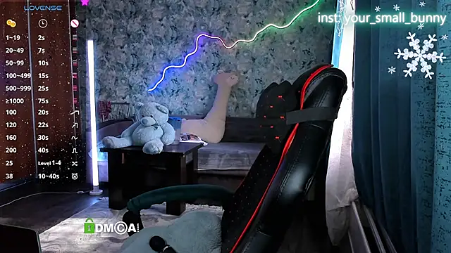 Your_small_bunny live sex cam