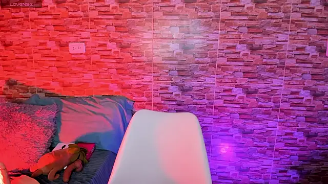 sammy_bunny1's cam snapshot