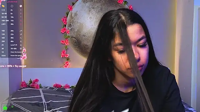 DeloresOkoren live sex cam