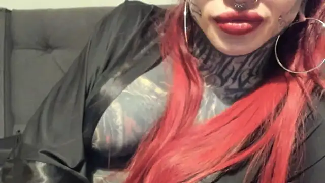 tamarapervert live sex cam