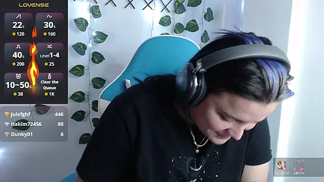 Nika_1_'s cam snapshot