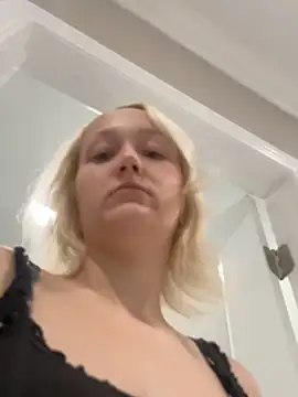 Marilynxo's cam snapshot