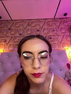 MelanyyJhonson15's cam snapshot