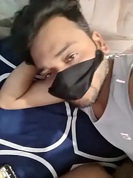 hornyzinia123 live sex cam