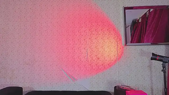 Ebony_and_boy_pm's cam snapshot