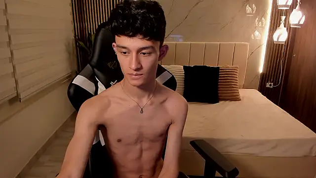 Patrick_Howland_ live sex cam