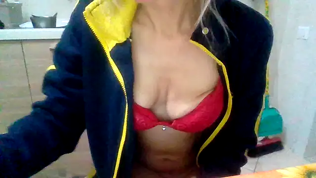 Kelly80's cam snapshot