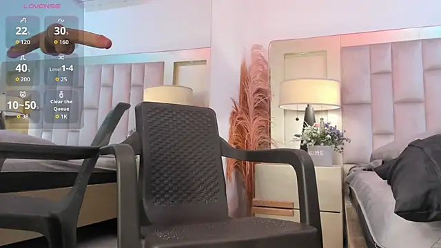 lucaaray live sex cam