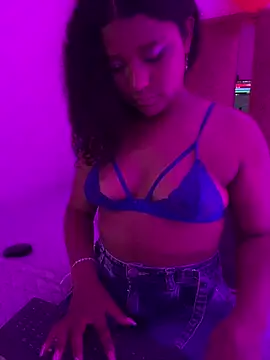 canelaa_sweet5's cam snapshot