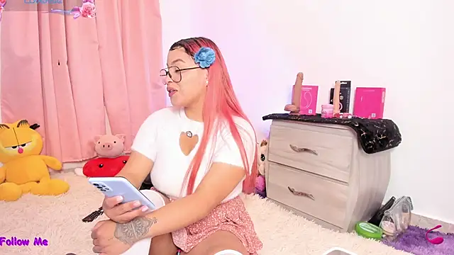 SophieRossi live sex cam