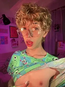 lyamthommpson live sex cam