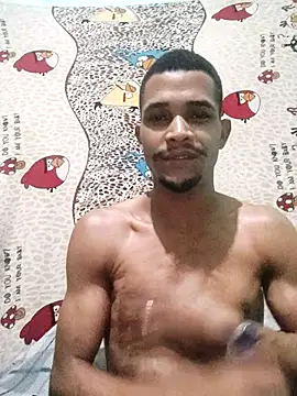 LATREL22ctmtrs live sex cam