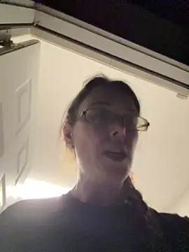 AsleepInEden's cam snapshot