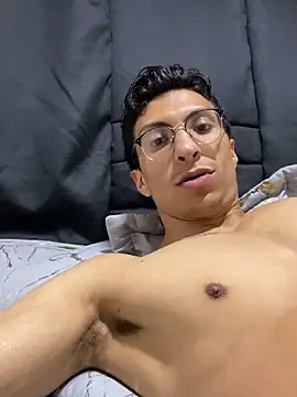 ApoloCruz live sex cam