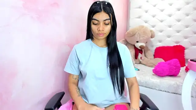 eimmy__skinny's cam snapshot