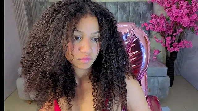 xyra_veln_s's cam snapshot