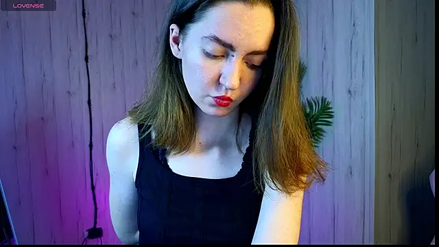 KristineValbuena's cam snapshot