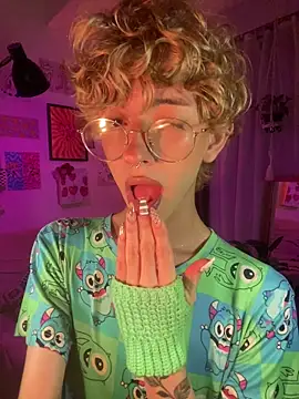 lyamthommpson live sex cam