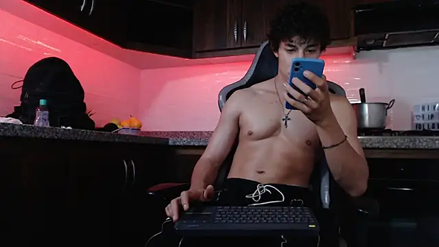 chris_evans27 live sex cam