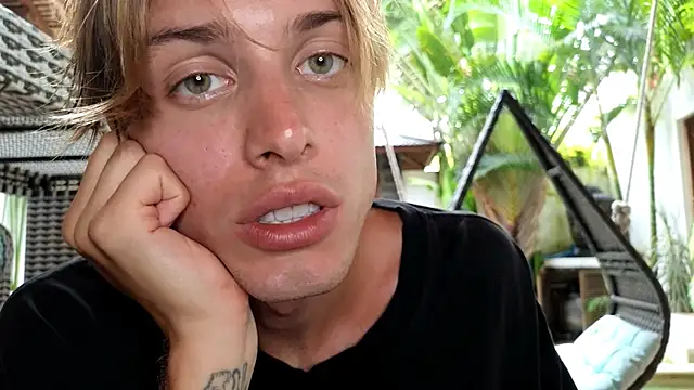 SpecterOfCumminism live sex cam