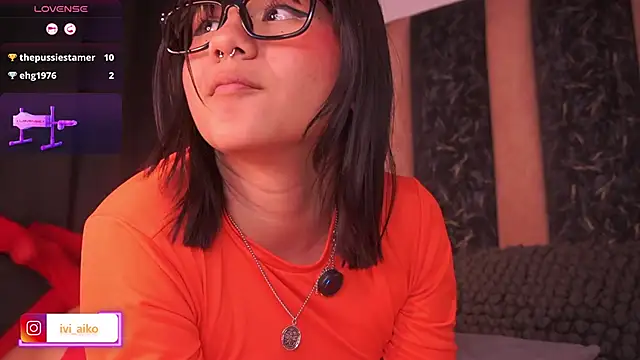 Ivi_Aiko live sex cam