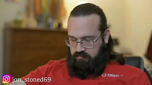 beardedfantasydaddy's cam snapshot