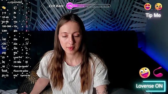 ChristyCrayme's cam snapshot