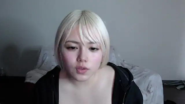 uru_luv000 live sex cam